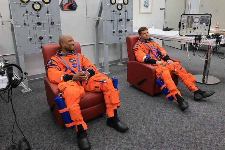 NASA Names Two Artemis II Astronauts to Emeritus Program