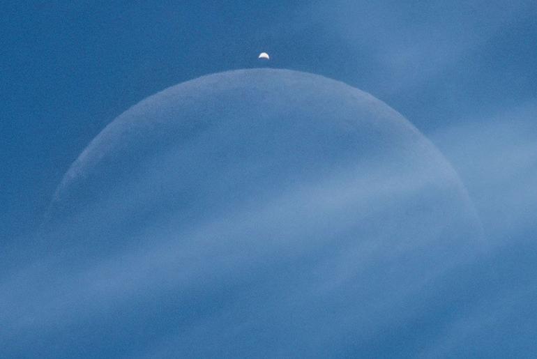 APOD: 2026 September 15 – A Daytime Eclipse: Moon Occults Venus