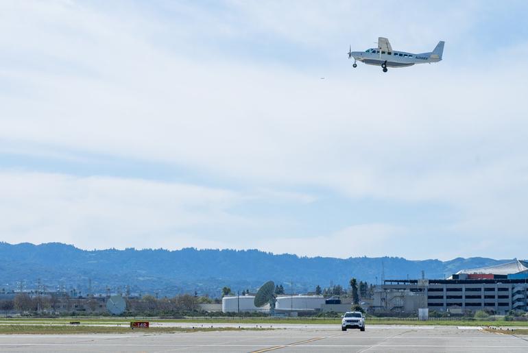 NASA Modernizes Commercial Airline Systems