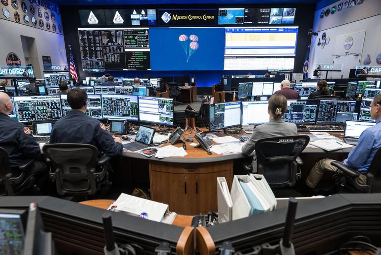 NASA Opens Applications for Next Class of Flight Directors