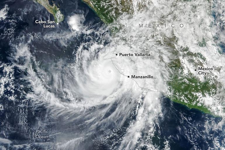 Hurricane Simon Lurks Off the Mexican Coast