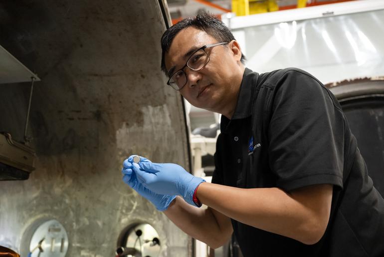 NASA Develops Batteries to Power Humanity’s Return to Moon