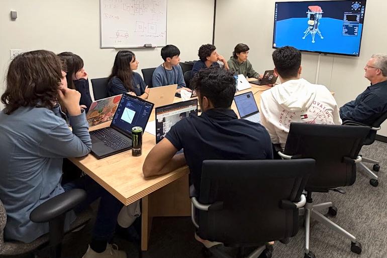 NASA SEES Interns Tackle Real-World Challenges in Lunar…