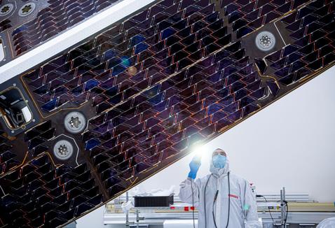 NASA’s Neo Surveyor Sunshade